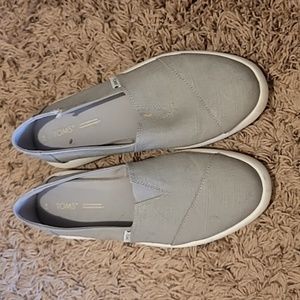 Toms womens size 9